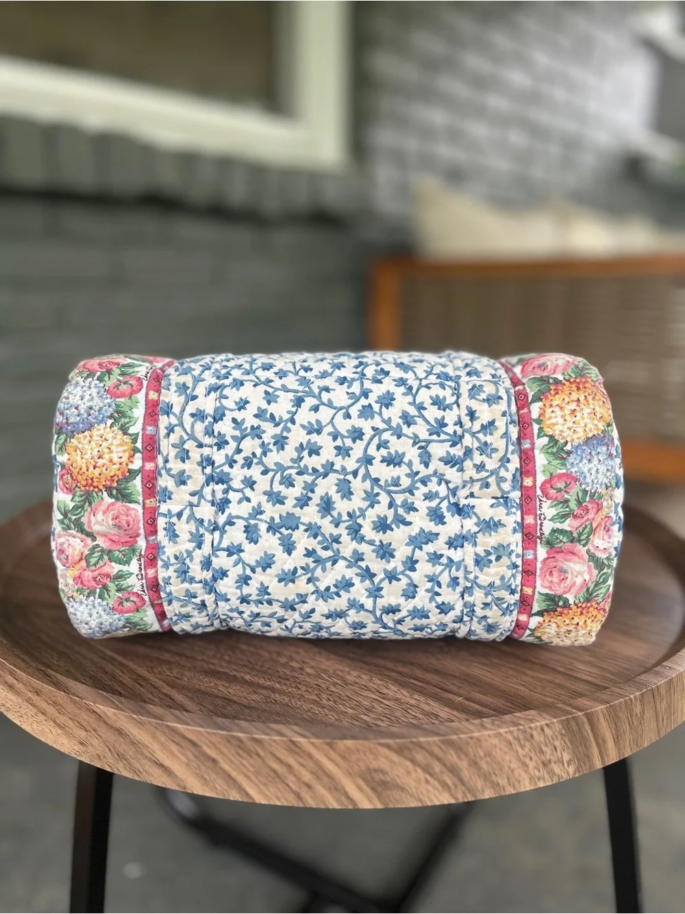 Vera Bradley Delft 100 handbag